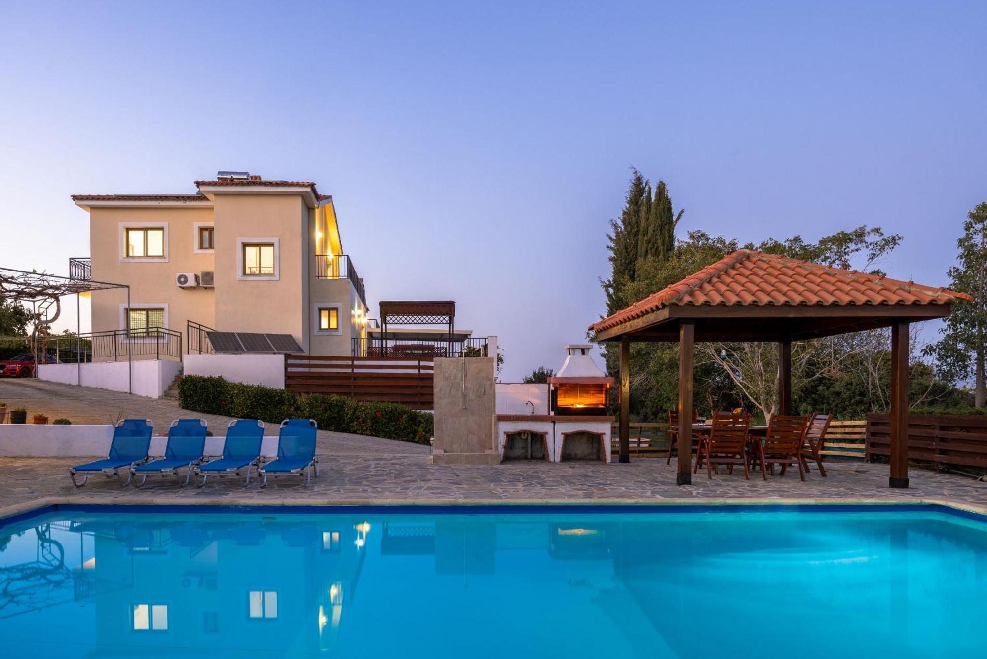 Villa Ira Finiki لاشي المظهر الخارجي الصورة